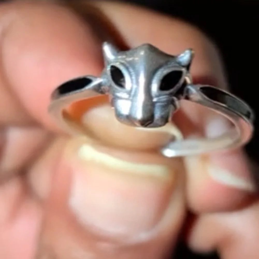 Women's Shiny Dainty Black Panther Wakanda Forever 925 Sterling Silver Ring Sz 7